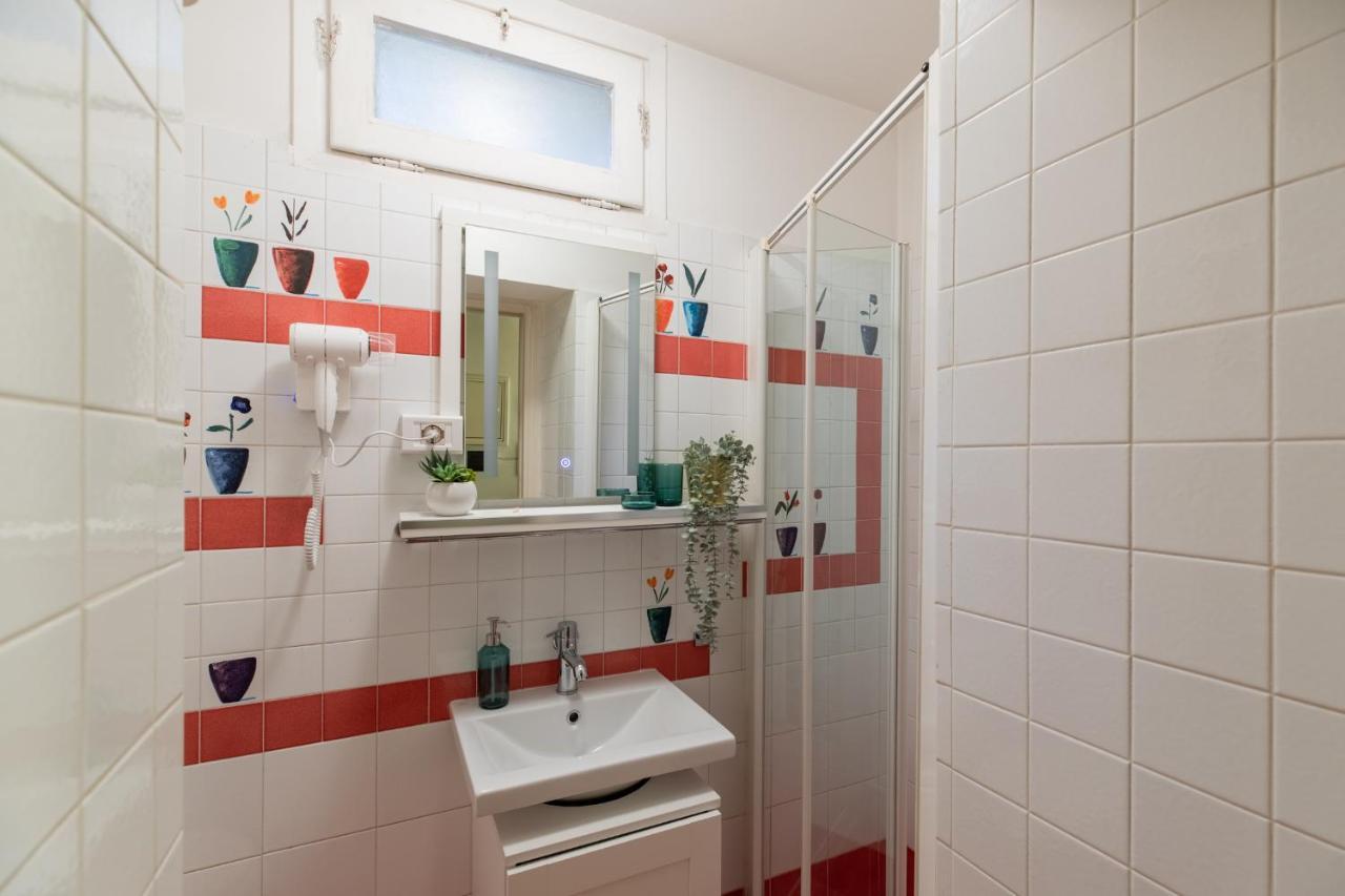 Iflat Comfy Apartament In Campo De' Fiori روما المظهر الخارجي الصورة